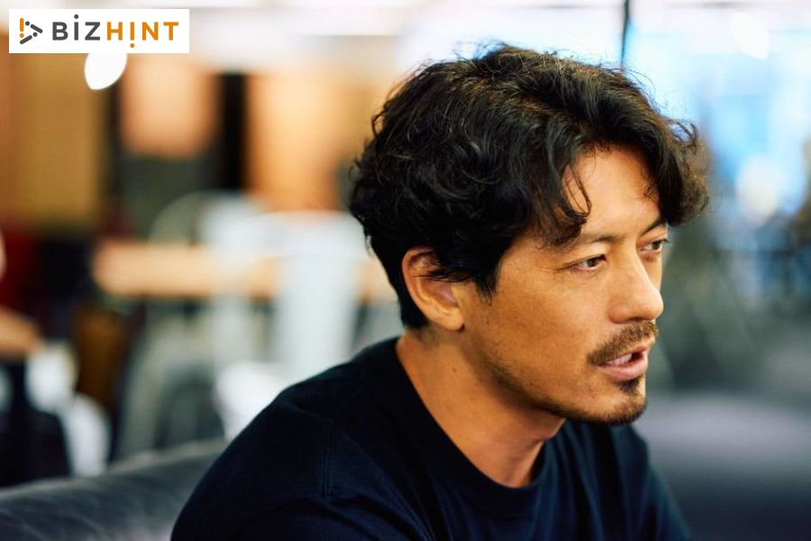 水を運ぶ人 元サッカー日本代表 鈴木啓太さんが学んだ自己認識の重要性とは Bizhint ビズヒント クラウド活用と生産性向上の専門サイト
