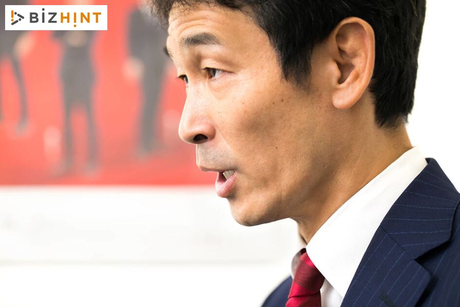 【最終値下げ】さえら　トリックトラック　スーツ上下 標高差ニュージーランド最大「サザーランドの滝」の裏側にSADAの