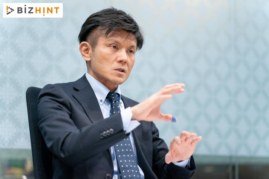 【BizHint】経営判断の遅れを防ぐための紙の脱却。「請求書の電子化」を進めた経理部門の比較・検討事例